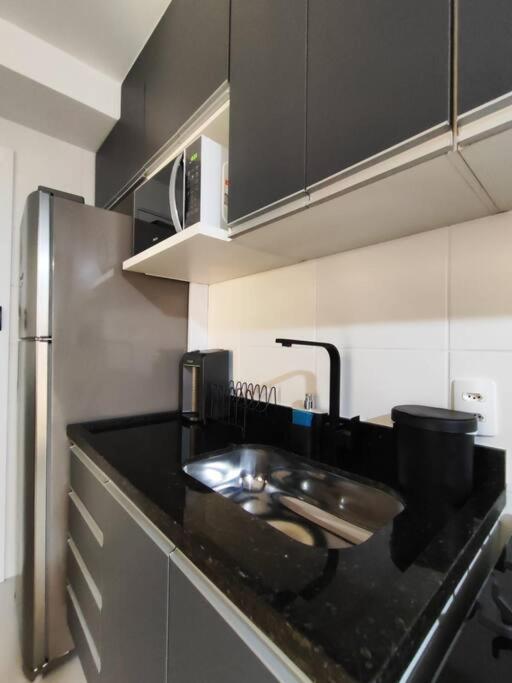 Apartamento Ape 707 B Com Varanda