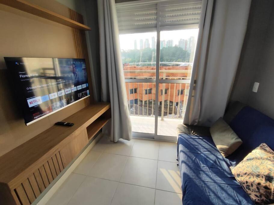 Apartamento Ape 707 B Com Varanda
